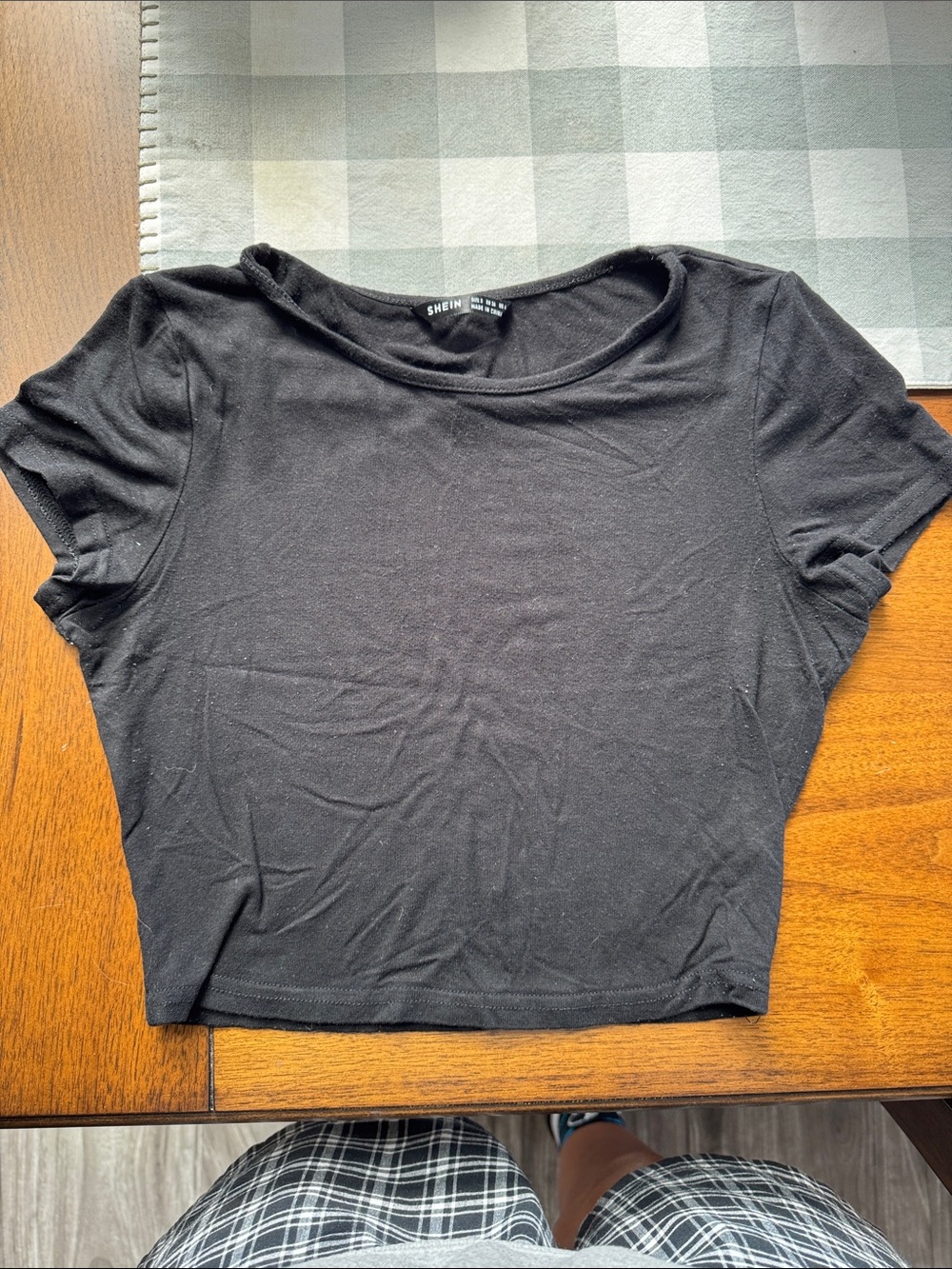 SHEIN Black Short Sleeve Cropped Tee